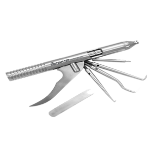 روکش بردار فتاح طب در حال جداسازی کراون فلزی از دندان