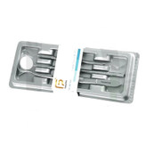 پنس دندانپزشکی فتاح طب در حال گرفتن پلتهای پنبه (Cotton Pellets)