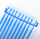 نوک چسبنده و منعطف سری اپترا استیک برای برداشتن و جابجایی اشیاء دندانپزشکی کوچک