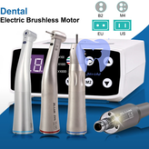 دندانپزشک در حال انجام درمان ریشه (اندو) با استفاده از آنگل $16:1$ متصل به میکروموتور الکتریکی، با تأکید بر دقت.